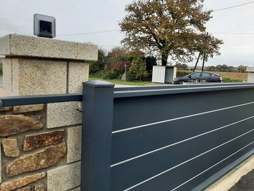 Portail coulissant avec insert aluminium - Landéhen 20211118152119