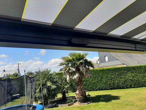 Installation store Markilux sur terrasse - Hillion image64834419